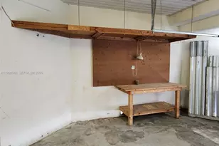 200 SW 95 Terrace, Pembroke Pines, FL 33025 - Photo 32