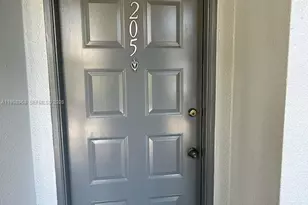 1401 SW 128th Terrace, Pembroke Pines, FL 33027 - Photo 2