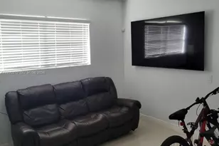 8245 SW 43rd St, Miami, FL 33155 - Photo 16