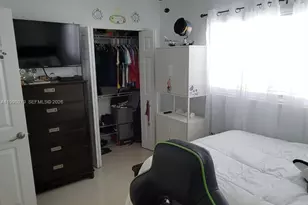 8245 SW 43rd St, Miami, FL 33155 - Photo 4