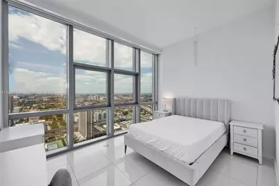 851 NE 1st Ave #3708, Miami, FL 33132 - Photo 16