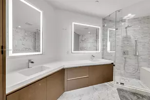 851 NE 1st Ave, Miami, FL 33132 - Photo 12