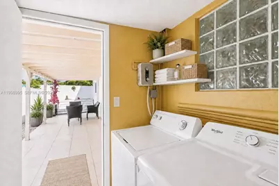 1682 NE 124th Ln, North Miami, FL 33181 - Photo 20