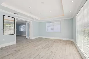 1682 NE 124th Ln, North Miami, FL 33181 - Photo 14