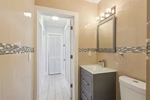 1682 NE 124th Ln, North Miami, FL 33181 - Photo 28