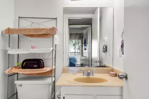 200 SW 132nd Way, Pembroke Pines, FL 33027 - Photo 12