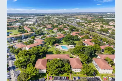200 SW 132nd Way #211L, Pembroke Pines, FL 33027 - Photo 22