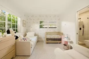 725 W 51st St, Miami Beach, FL 33140 - Photo 14