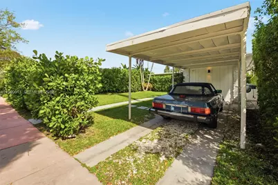 725 W 51st St, Miami Beach, FL 33140 - Photo 24