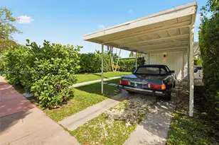 725 W 51st St, Miami Beach, FL 33140 - Photo 24
