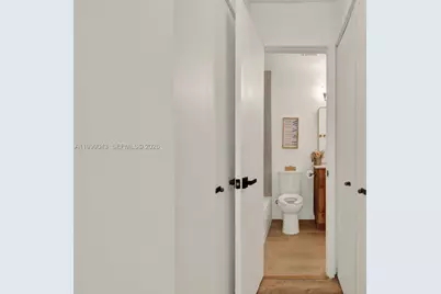 10441 Mahogany Key Cir #202, Miami, FL 33196 - Photo 22