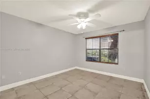15570 SW 105th Ln, Miami, FL 33196 - Photo 10