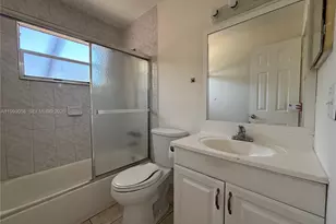 219 SE 8th St, Hallandale Beach, FL 33009 - Photo 10