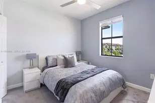 3364 W 108th St, Hialeah, FL 33018 - Photo 12