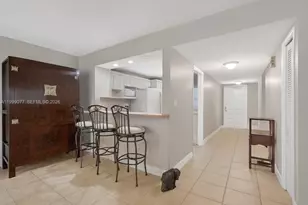 823 Cypress Blvd, Pompano Beach, FL 33069 - Photo 10