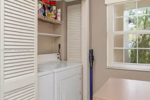 823 Cypress Blvd, Pompano Beach, FL 33069 - Photo 6