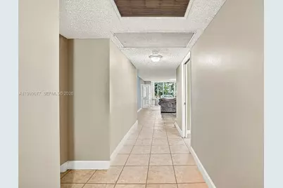 823 Cypress Blvd #104, Pompano Beach, FL 33069 - Photo 2