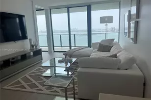 650 NE 32nd St, Miami, FL 33137 - Photo 12