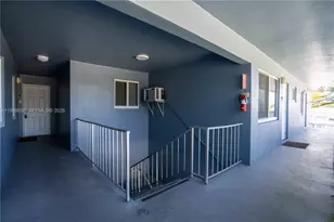 3049 NW 9th Ave, Wilton Manors, FL 33311 - Photo 12