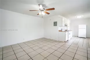 3049 NW 9th Ave, Wilton Manors, FL 33311 - Photo 4