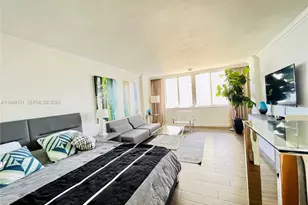 19201 Collins Ave, Sunny Isles Beach, FL 33160 - Photo 4