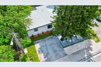 2736 NW 21st Ave, Oakland Park, FL 33311 - Photo 40