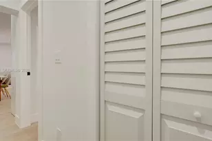 2736 NW 21st Ave, Oakland Park, FL 33311 - Photo 20