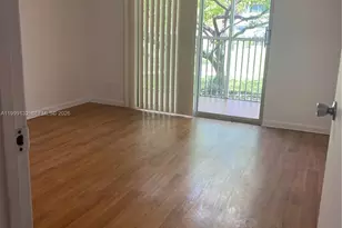 13255 SW 9th Ct, Pembroke Pines, FL 33027 - Photo 6