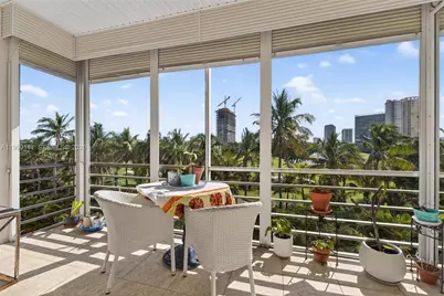 300 NE 14th Ave #505, Hallandale Beach, FL 33009 - Photo 18