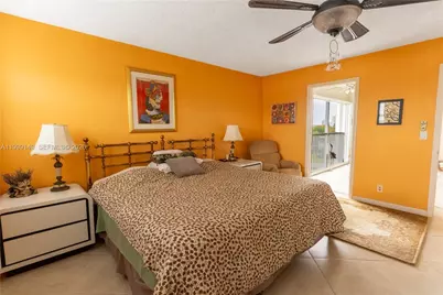 330 SE 2nd St #405F, Hallandale Beach, FL 33009 - Photo 16