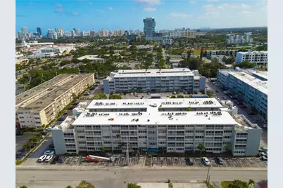 330 SE 2nd St #405F, Hallandale Beach, FL 33009 - Photo 38