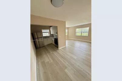 1607 Arthur St #304, Hollywood, FL 33020 - Photo 2