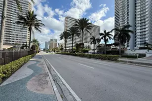 2030 S Ocean Dr, Hallandale Beach, FL 33009 - Photo 40