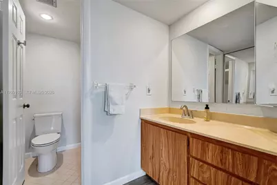 1526 Whitehall Dr #206, Davie, FL 33324 - Photo 6