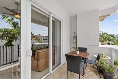 650 Valencia Ave #302, Coral Gables, FL 33134 - Photo 60