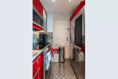 800 West Ave #946, Miami Beach, FL 33139 - Photo 12