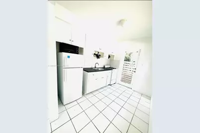 1004 N 16th Ave #1, Hollywood, FL 33020 - Photo 4