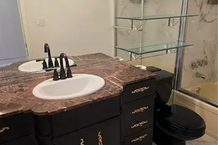 2780 NE 183rd St, Aventura, FL 33160 - Photo 42