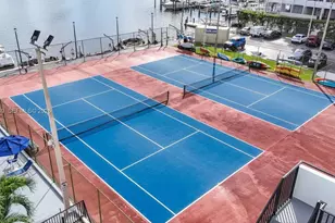 2780 NE 183rd St, Aventura, FL 33160 - Photo 20