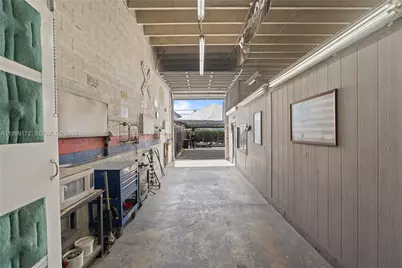 10501 SW 185th Ter, Cutler Bay, FL 33157 - Photo 6