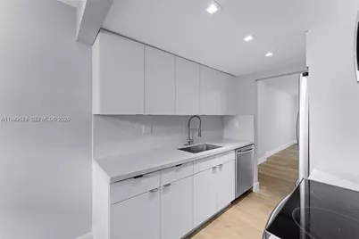 3141 NW 47th Ter #121, Lauderdale Lakes, FL 33319 - Photo 10