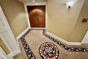2000 Island Blvd, Aventura, FL 33160 - Photo 10