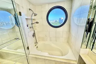 2000 Island Blvd, Aventura, FL 33160 - Photo 22