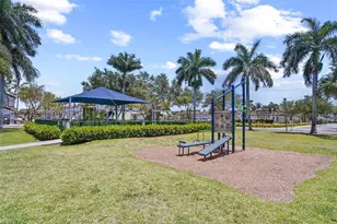 11613 NW 78th St, Doral, FL 33178 - Photo 32