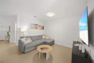 11613 NW 78th St, Doral, FL 33178 - Photo 8