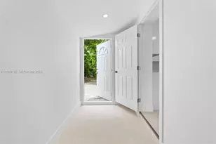 4520 SW 33rd Dr, West Park, FL 33023 - Photo 16
