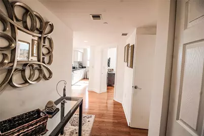 19501 W Country Club Dr #1014, Aventura, FL 33180 - Photo 14