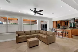 1160 NE 98th St, Miami Shores, FL 33138 - Photo 14