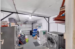 1160 NE 98th St, Miami Shores, FL 33138 - Photo 32