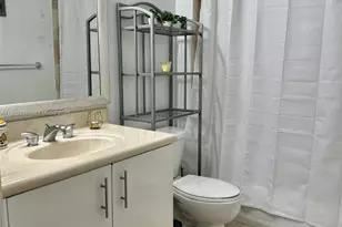 7900 Harbor Island Dr, North Bay Village, FL 33141 - Photo 8